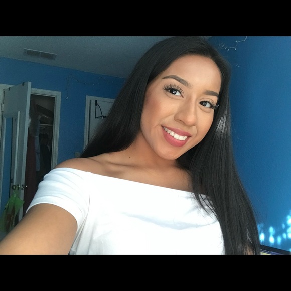 Meet your Posher, Lizbeth - Picture 1 of 1